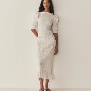 Dôen Raquel Dress / White Smocked Poplin Dress
